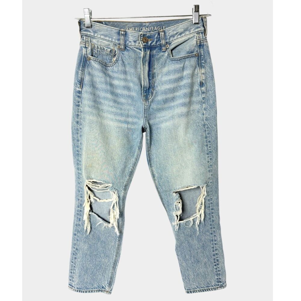 American Eagle Mom Jeans Light Wash Distressed High Rise 4 X-Short